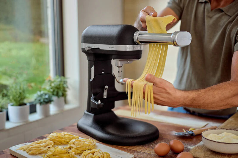 KitchenAid Küchenmaschine mit Schüsselheber 6,6 L Artisan 5KSM70SHX