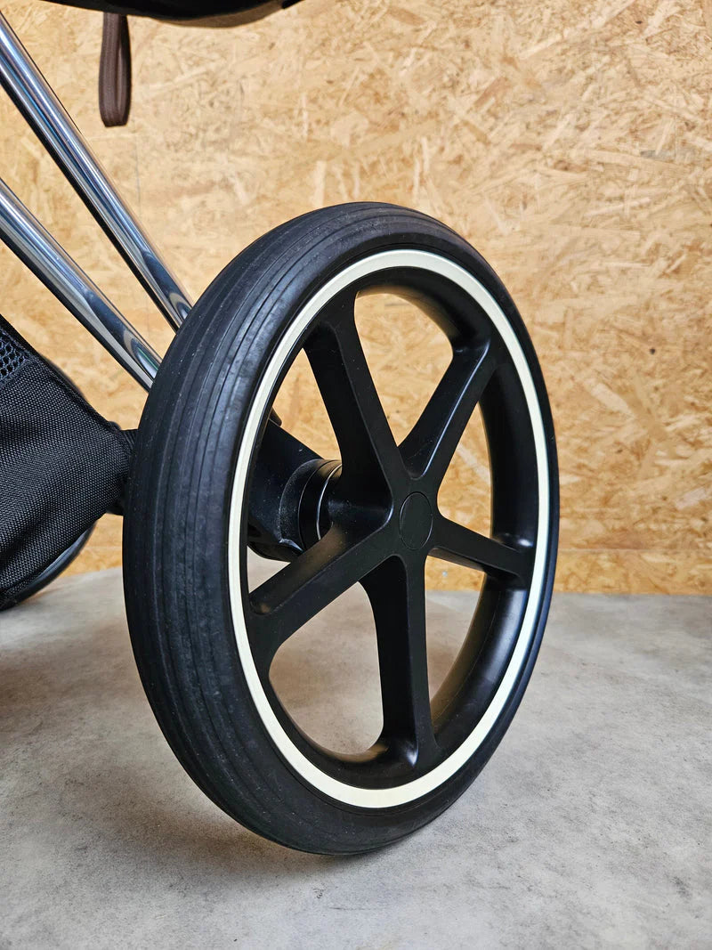 Cybex Priam 3 Kinderwagen (Gestell mit Sportsitz) - Alu-Gestell - Grau in gutem Zustand