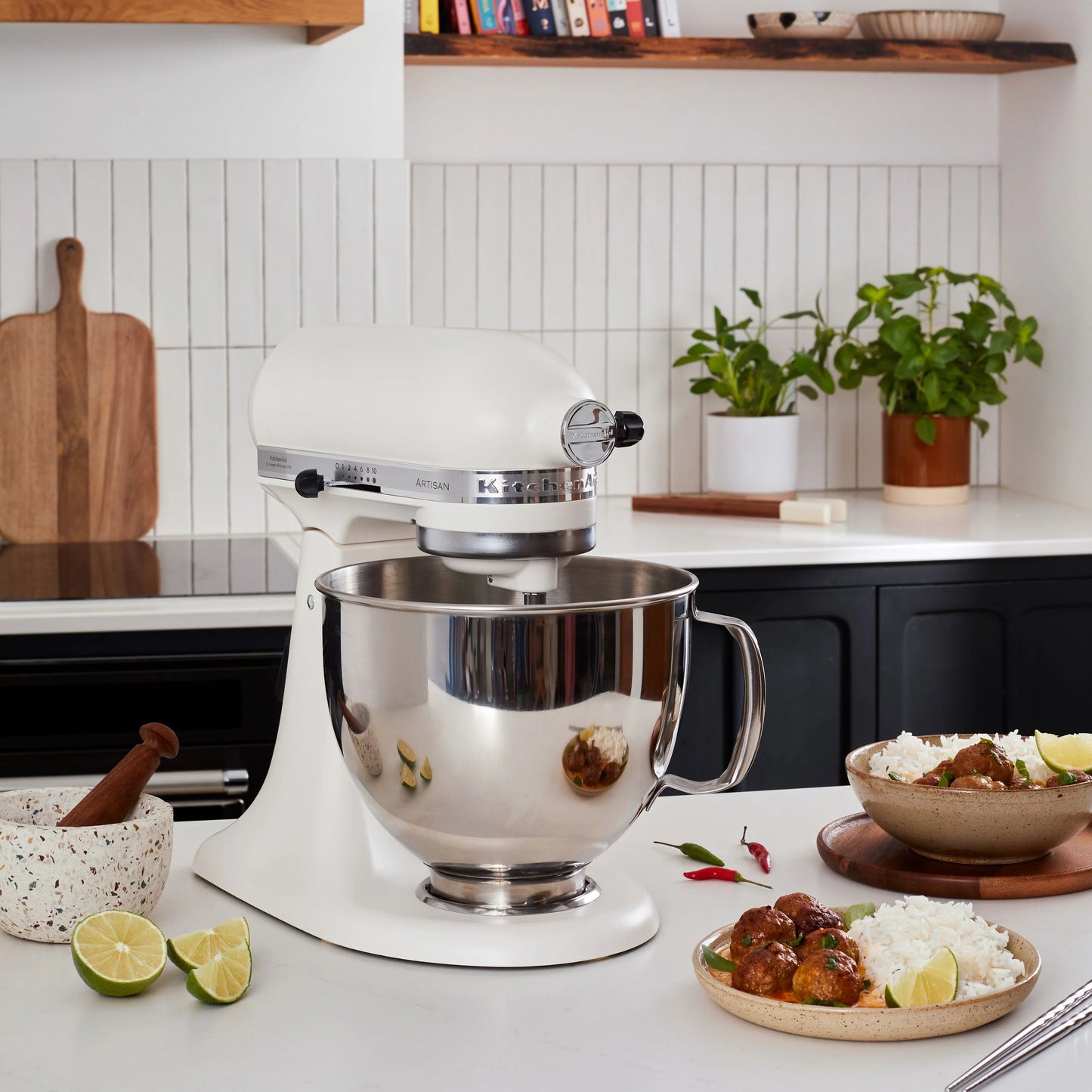 KitchenAid 4,8 L 5KSM175 Artisan Küchenmaschine Steellover mit Edelstahl-Werkzeugen