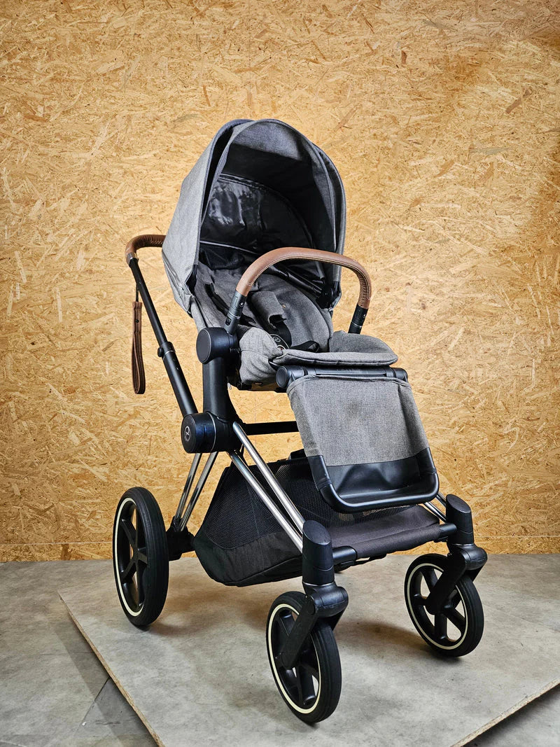 Cybex Priam 3 Kinderwagen (Gestell mit Sportsitz) - Alu-Gestell - Grau in gutem Zustand