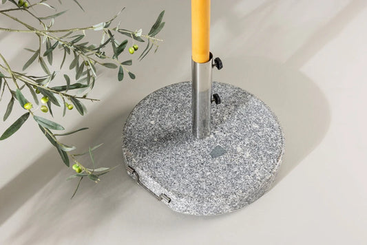 Sonnenschirmständer Dom - 40 kg Granit Schirmständer mit Rollen in Grau