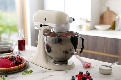 KitchenAid 4,8 L 5KSM175 Artisan Küchenmaschine Meatlover mit Ganzmetall- Fleischwolf und Spritzgebäckvorsatz